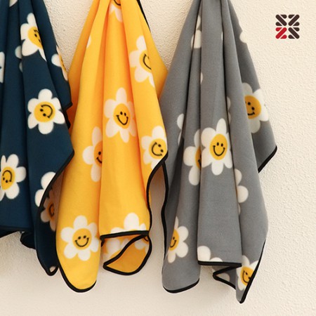 데이지 플라워 패턴 넓은 마치 파우치 3종 세트 데이지 플라워 패턴 넓은 마치 파우치 3종 세트