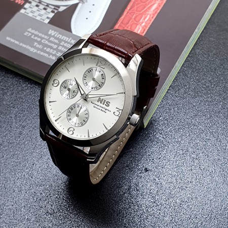 화이트 다이얼 브라운 가죽밴드 크로노그래프 남성 손목시계
