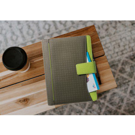 다이어리제작 시스템 퀼트카키투톤 자석 32절 판촉물 다이어리제작 시스템 퀼트카키투톤 자석 32절 판촉물