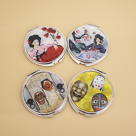 캐릭터 디자인 원형 휴대용 접이식 손거울