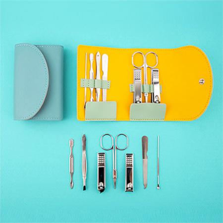 화이트 휴대용 스테인리스 손톱깎이 네일케어 7종 세트 화이트 휴대용 스테인리스 손톱깎이 네일케어 7종 세트