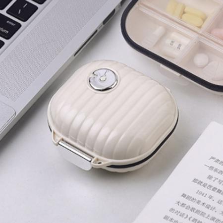 화이트 휴대용 7칸 일주일 약통케이스