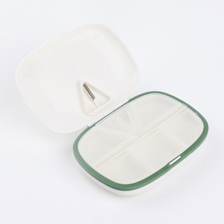 화이트 휴대용 3칸 원형 일주일 약통케이스