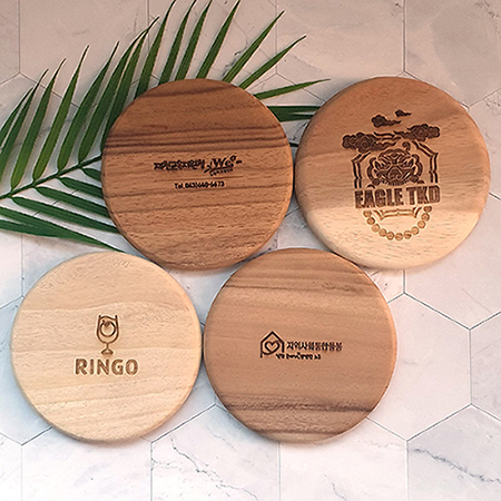 브라운 원형 아카시아 우드 냄비받침